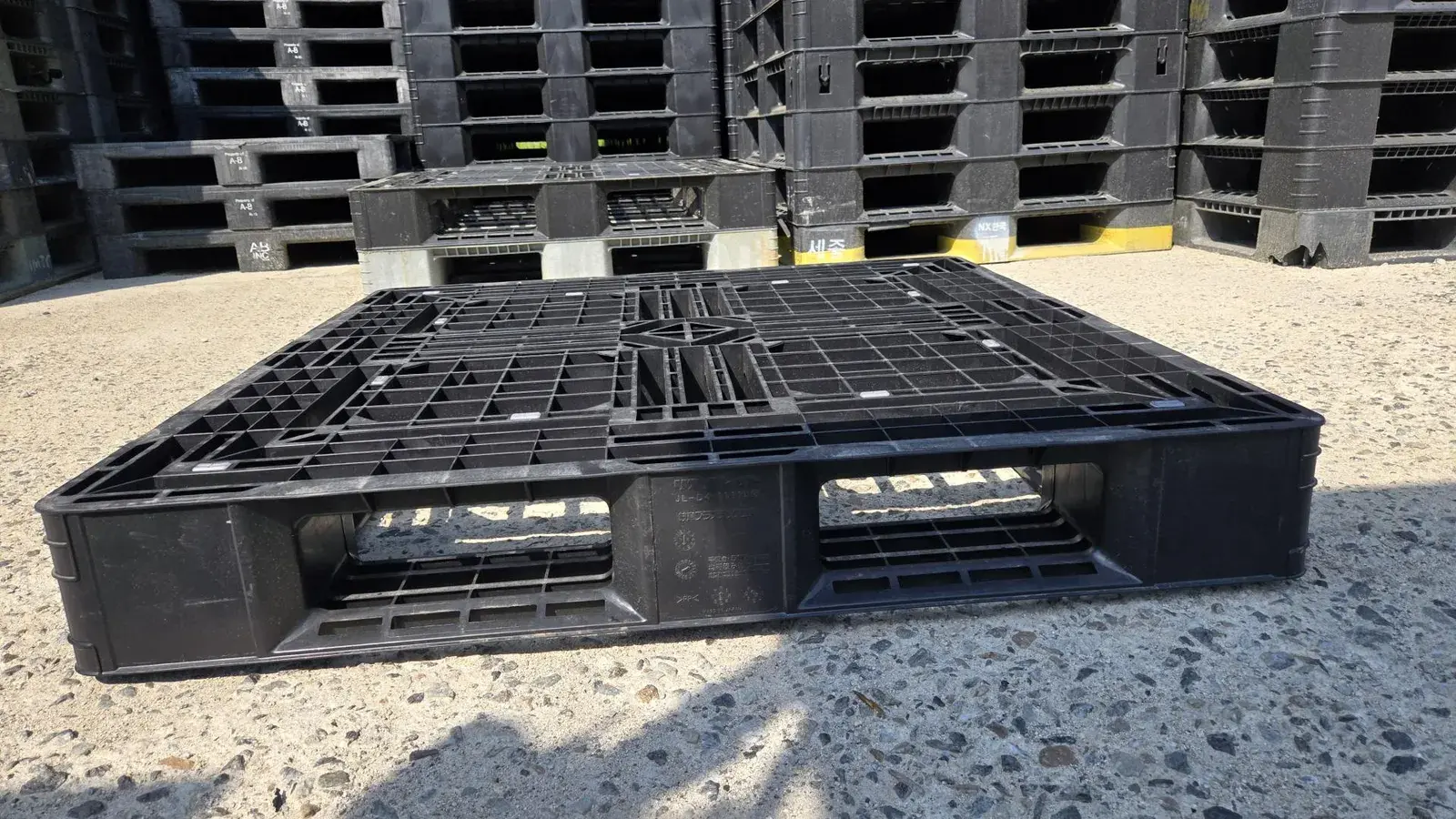 1100×1100x150 물류 기본형 파레트 11KG 이미지